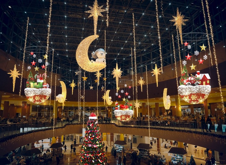 огромные светящиеся шары